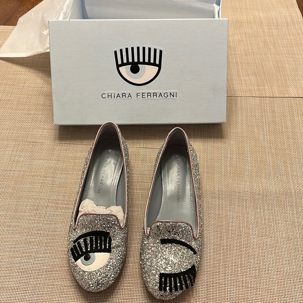 Chiara Ferragni Glitter Flirting Round Flats